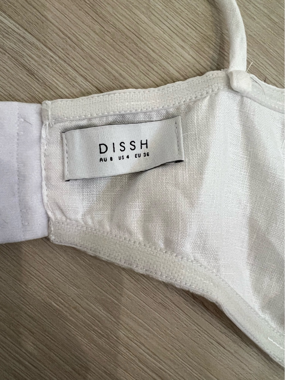 DISSH Aisle white linen crop top and long skirt set - Picture 9 of 10